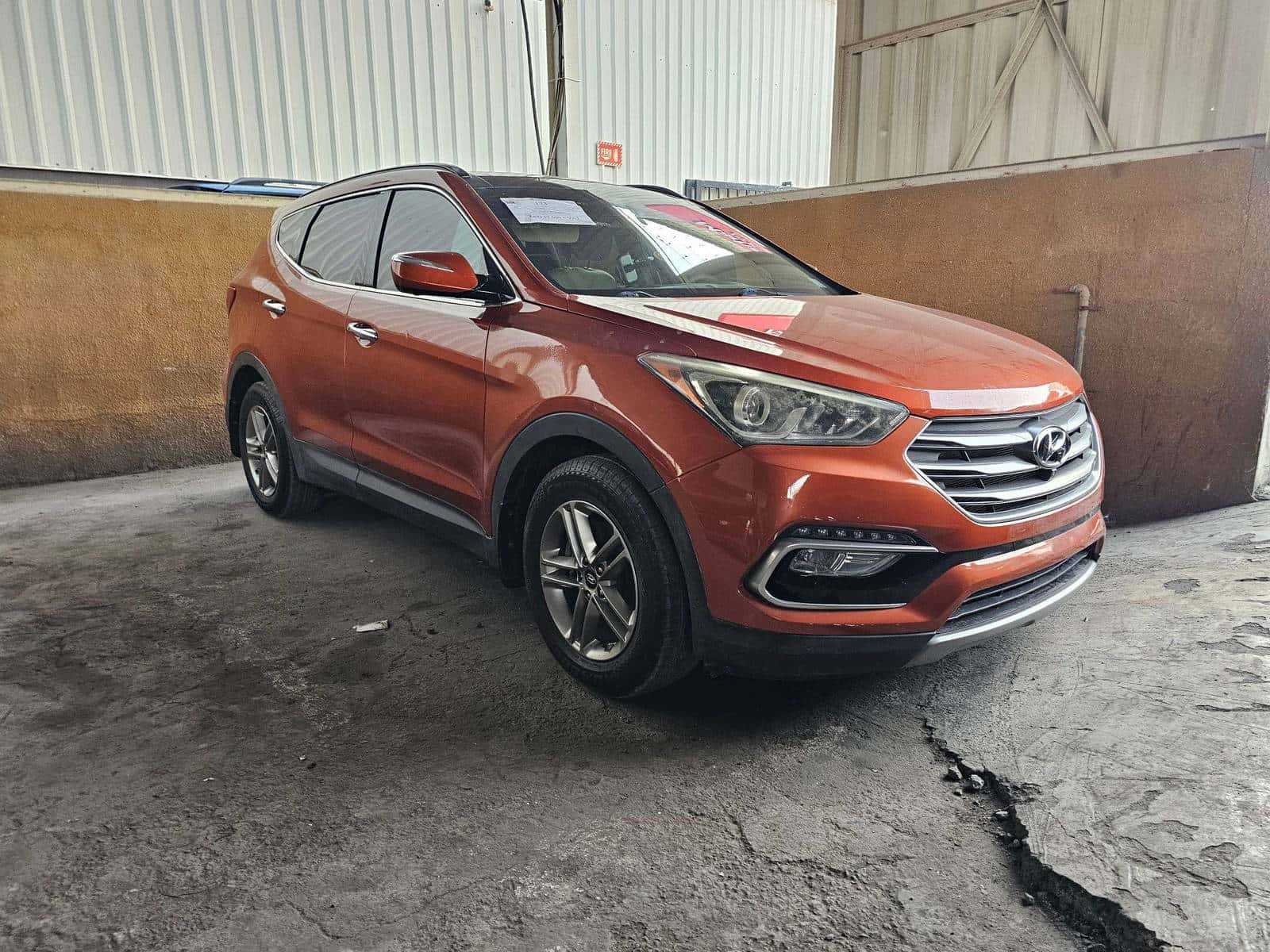 Hyundai Santa Fe 2017 thumbnail 2