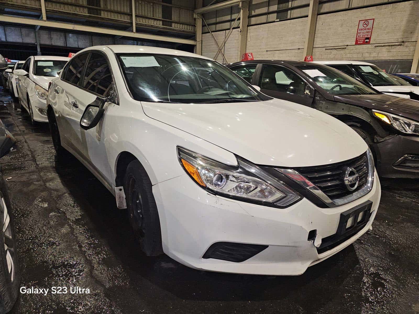 NISSAN ALTIMA - Exterior