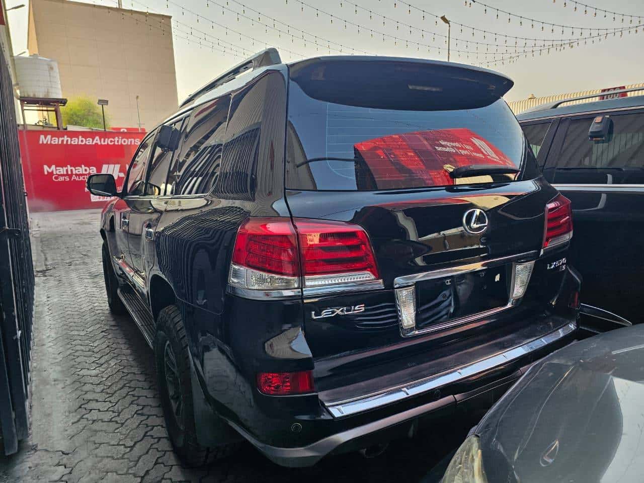 Lexus LX 570 2009 thumbnail 4