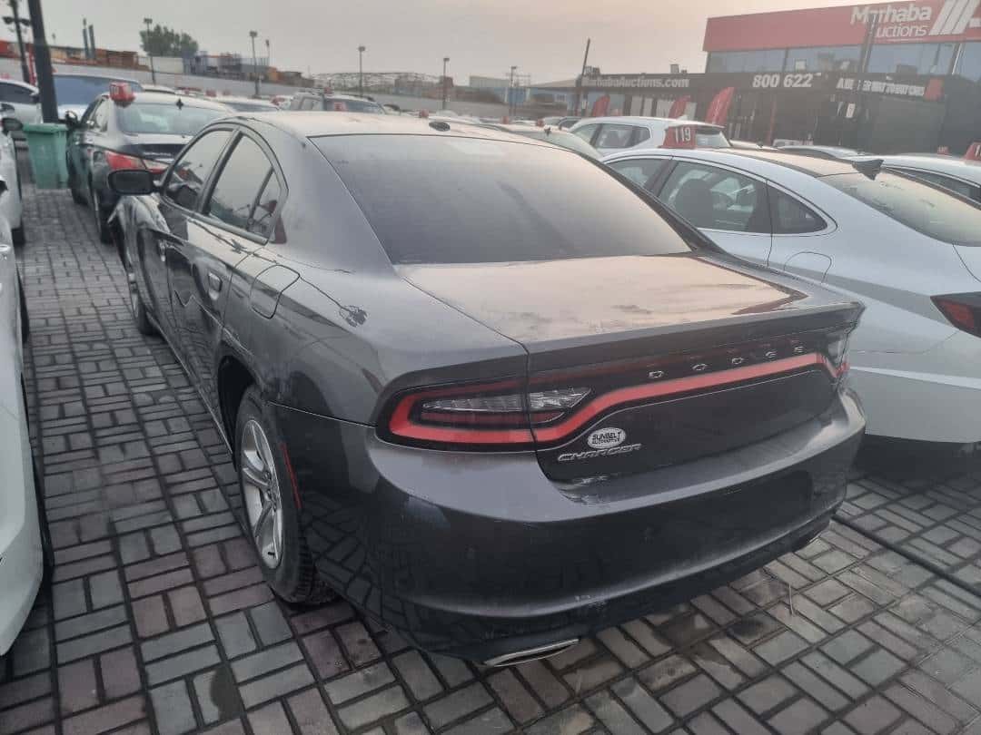 Dodge Charger 2019 thumbnail 4