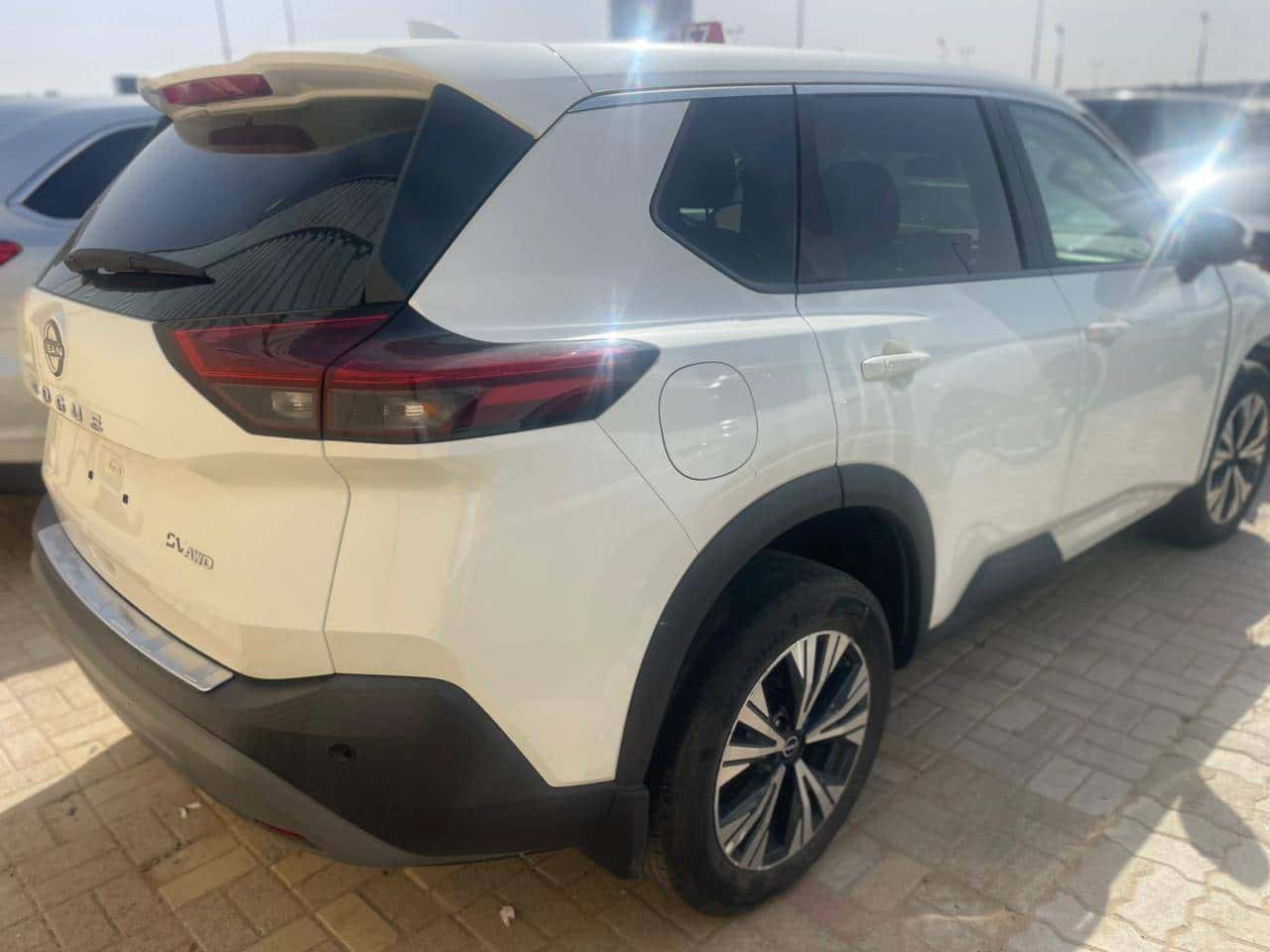 NISSAN ROGUE - Exterior