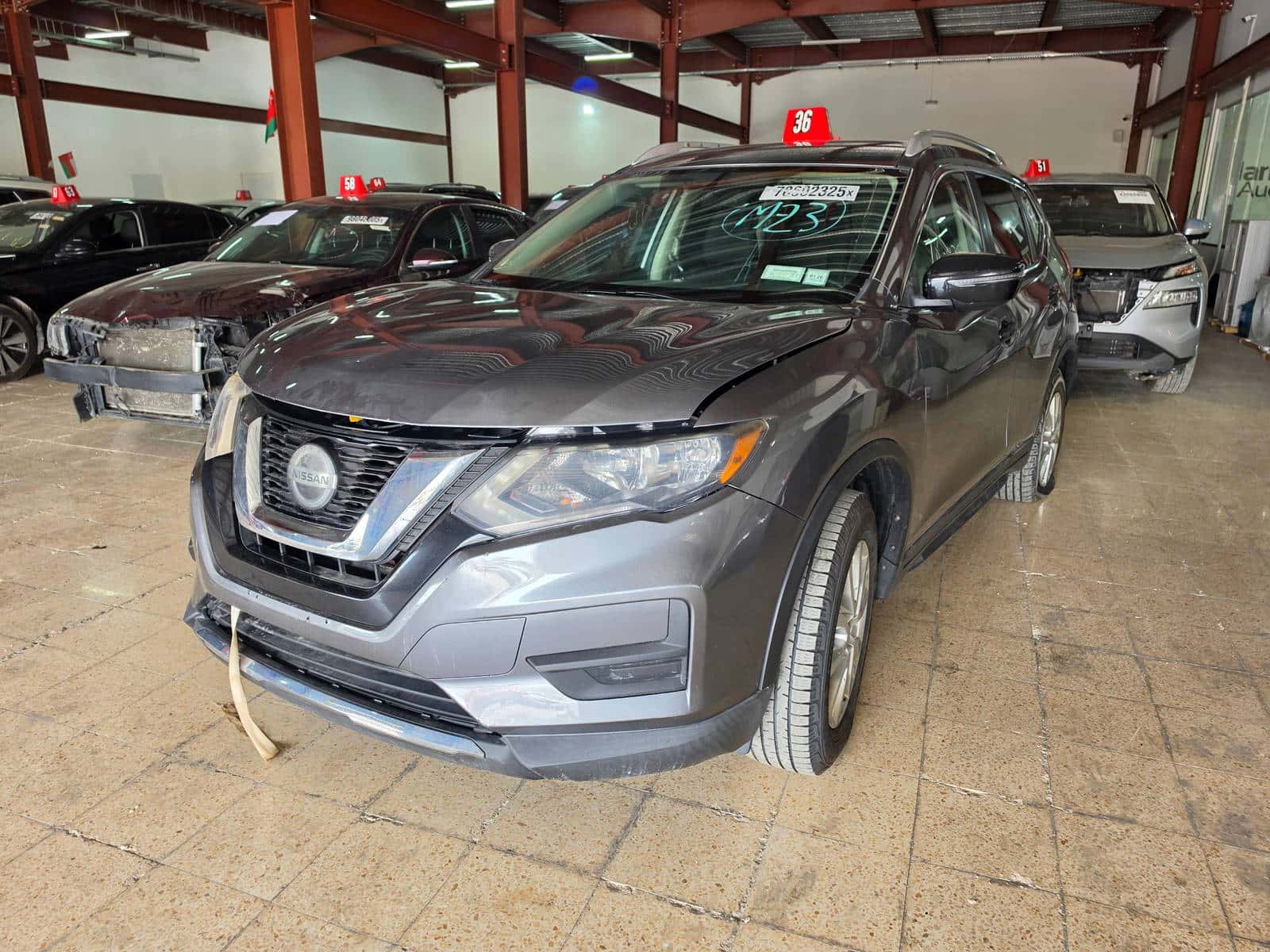 Nissan Rogue 2018 thumbnail 1