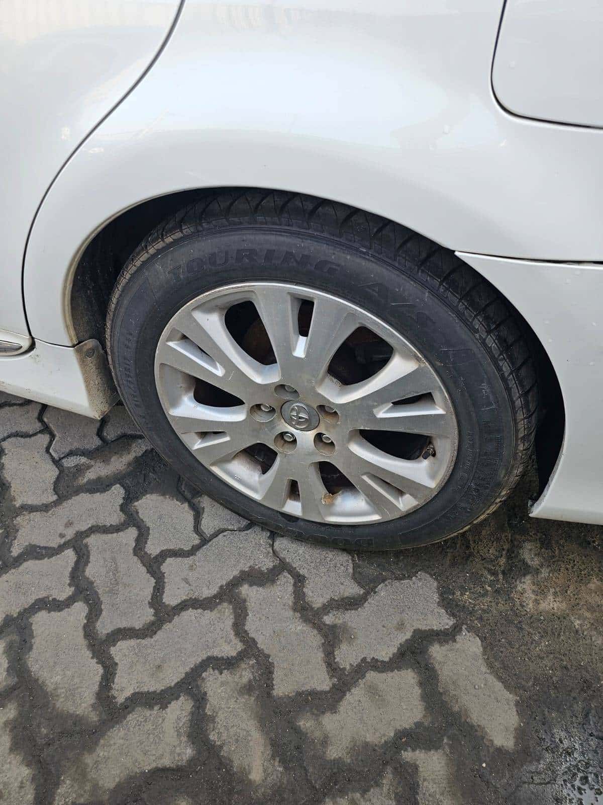 Toyota Avalon 2011 thumbnail 5