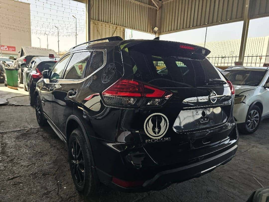 NISSAN ROGUE - Exterior