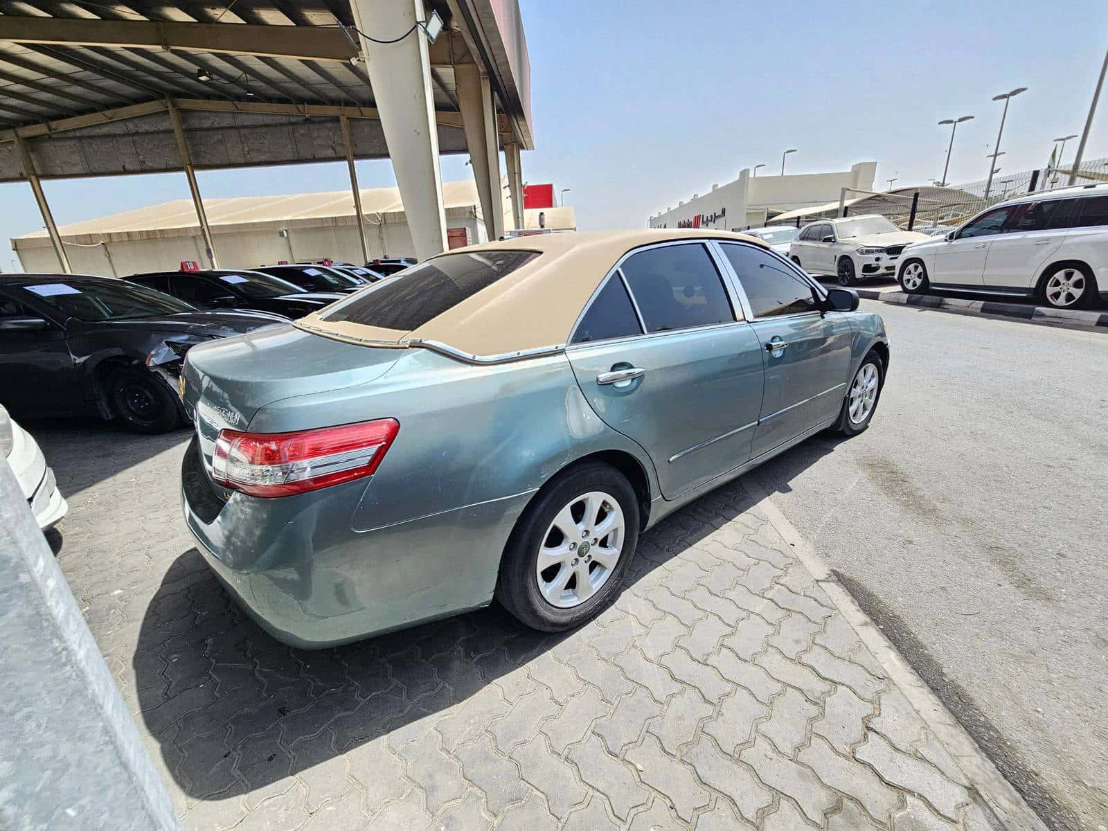 TOYOTA CAMRY 2011 thumbnail 3