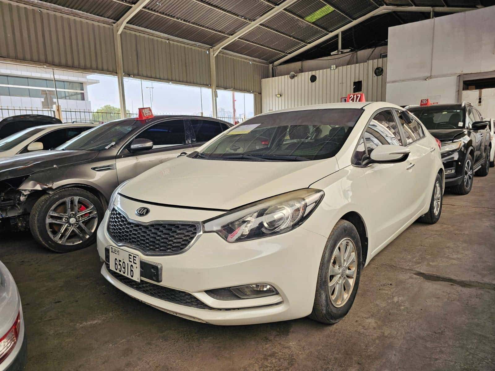 Kia K3 2015 thumbnail 3
