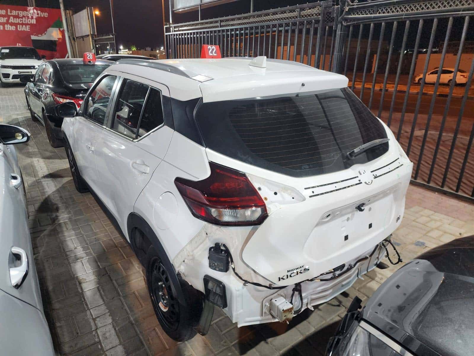 NISSAN KICKS 2023 thumbnail 6