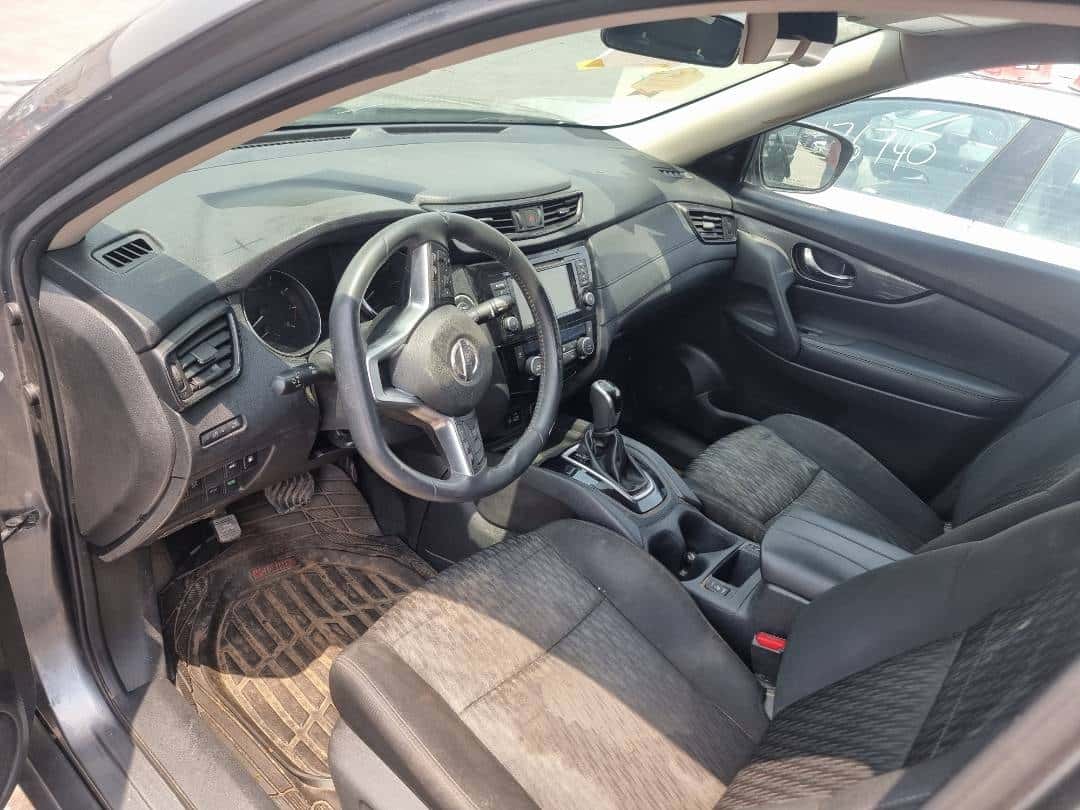 Nissan Rogue 2018 thumbnail 6
