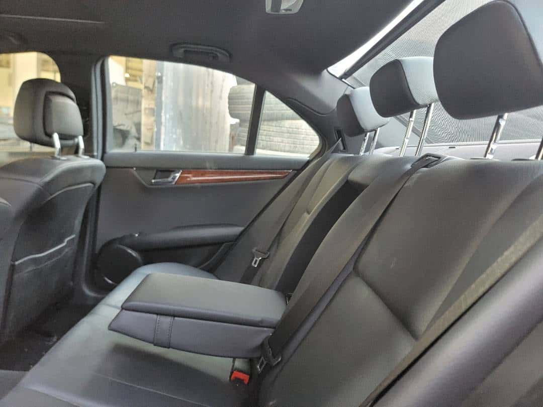 MERCEDES BENZ C300 - Exterior