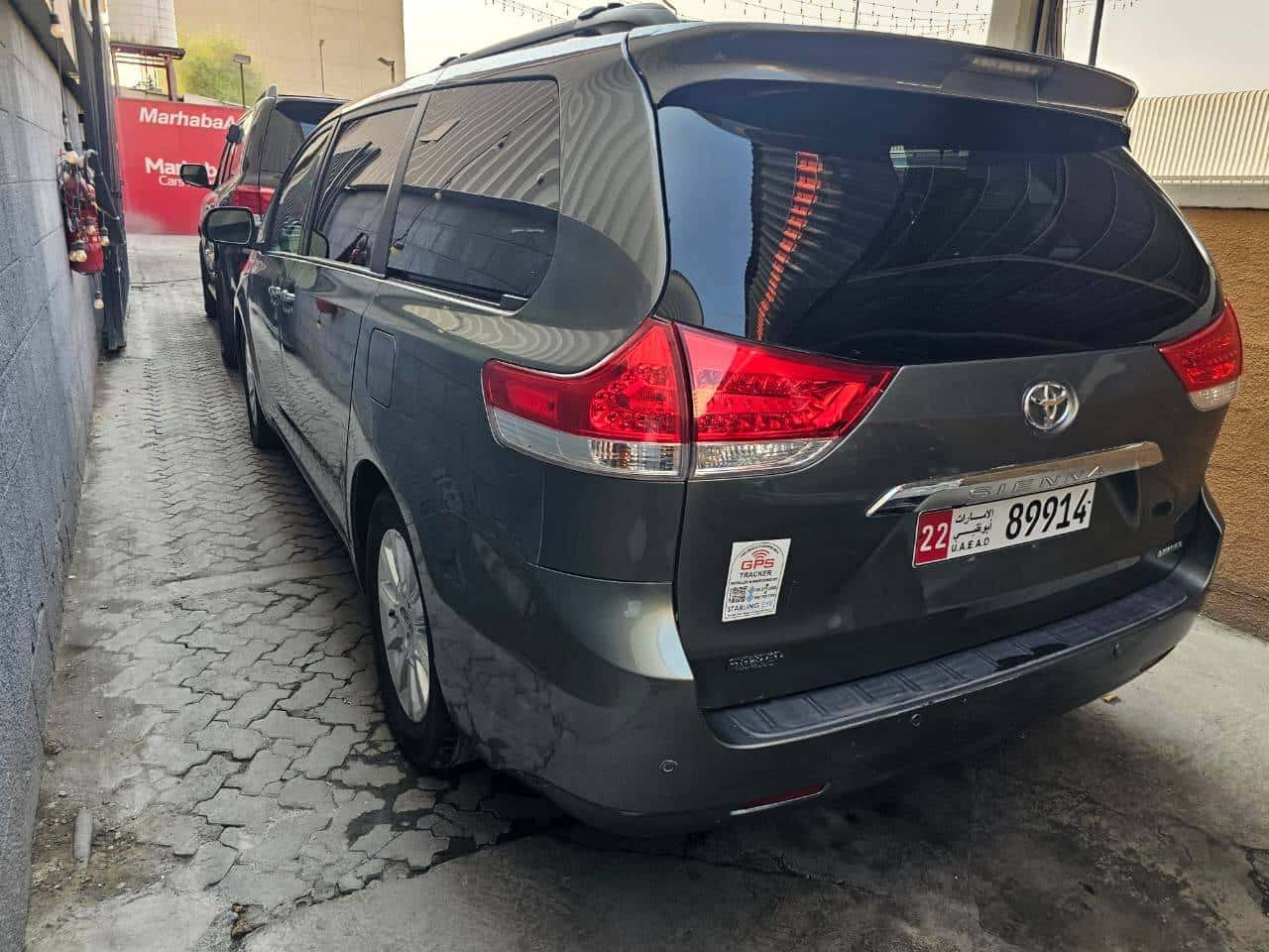 Toyota Sienna 2011 thumbnail 4
