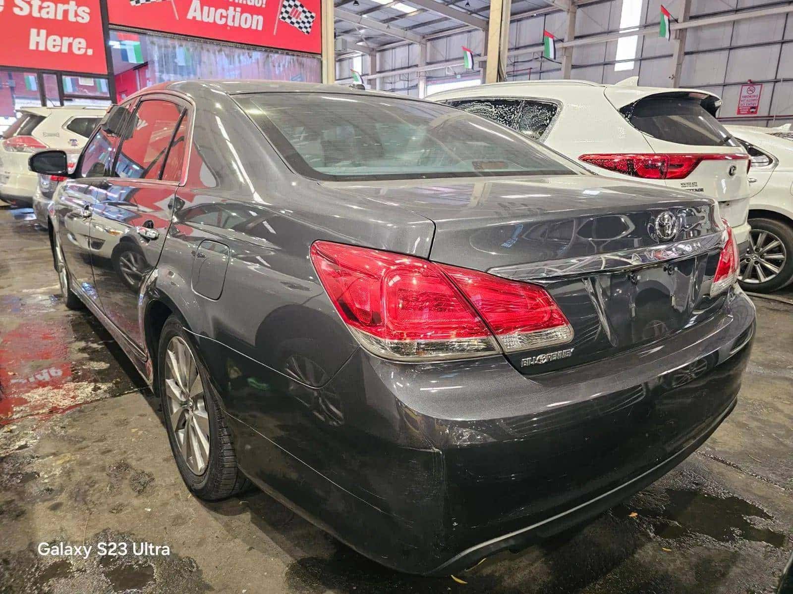 TOYOTA AVALON 2011 thumbnail 2