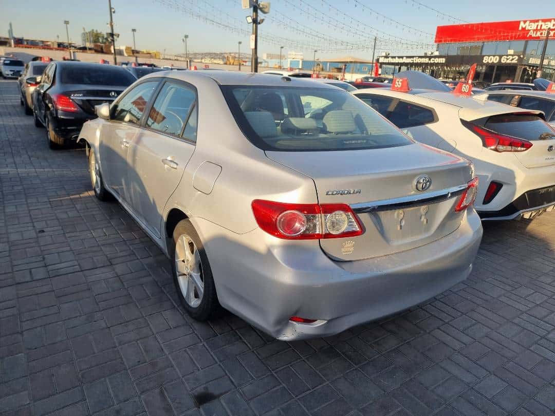 Toyota Corolla 2013 thumbnail 4
