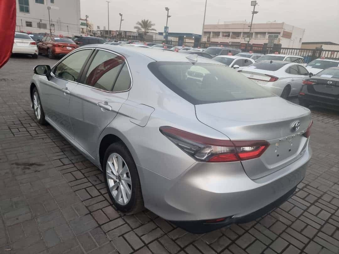 Toyota Camry 2024 thumbnail 5