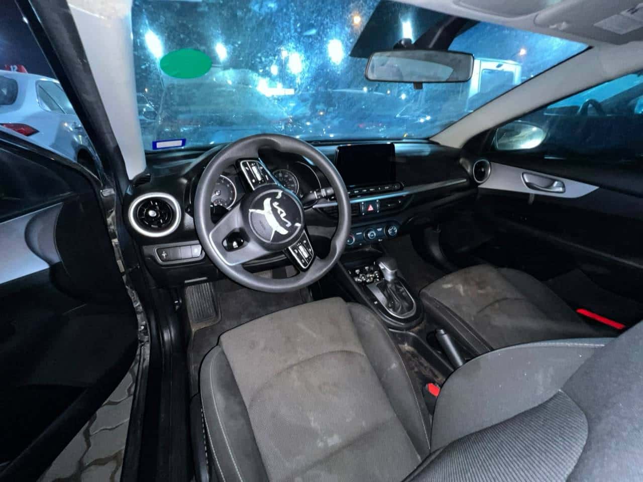 Kia Forte 2024 thumbnail 3