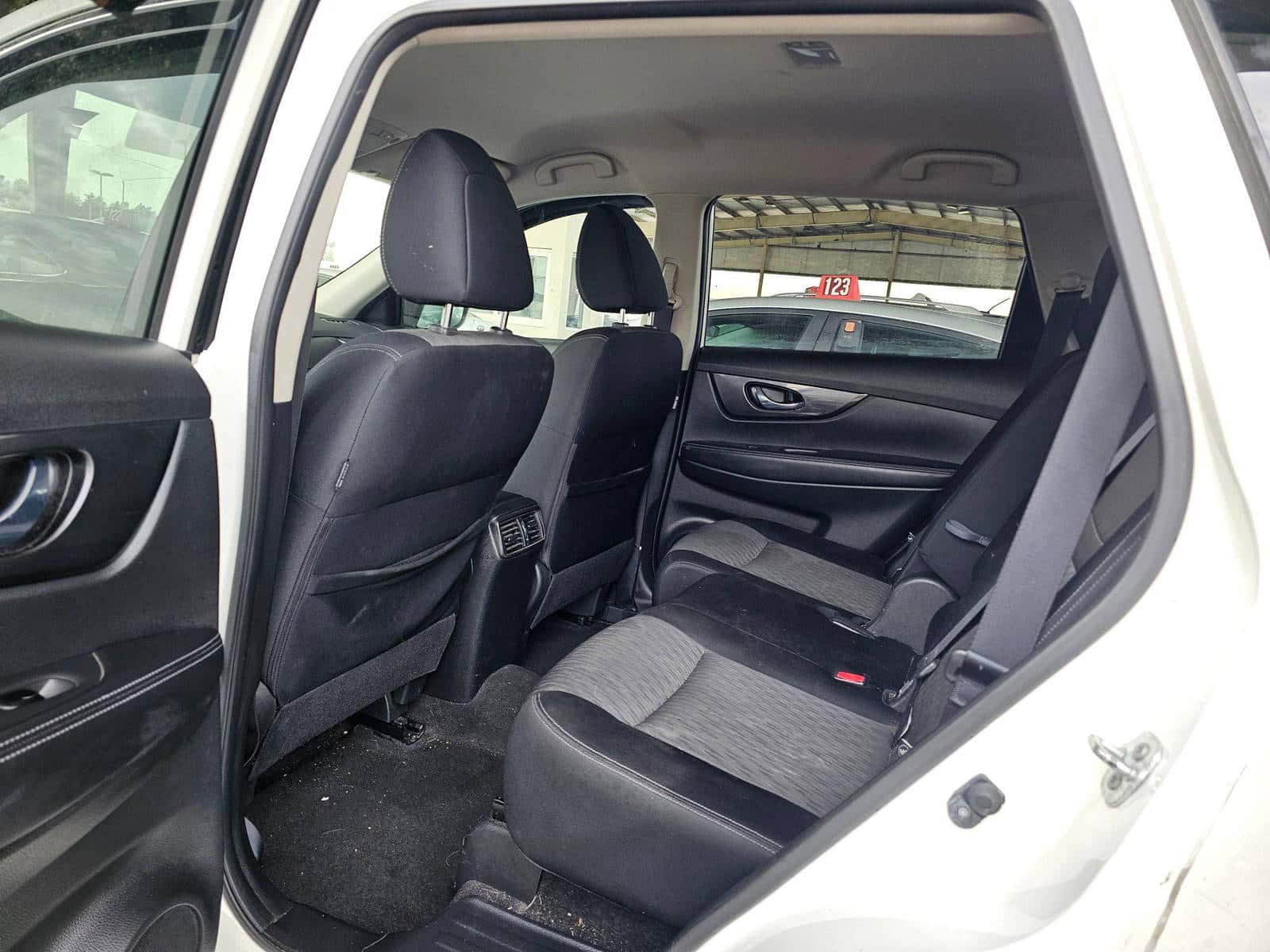 NISSAN ROGUE - Exterior