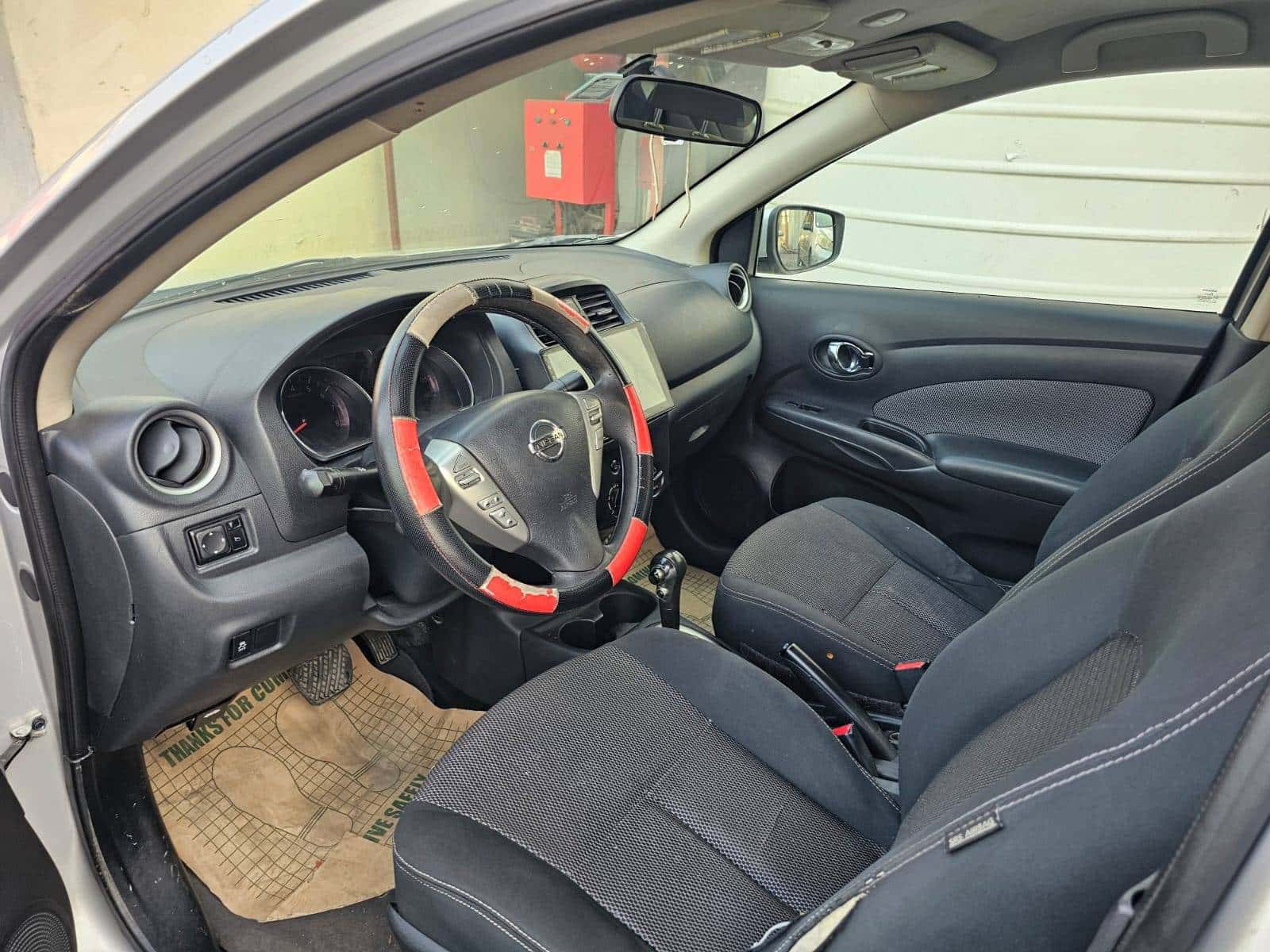 Nissan Versa 2016 thumbnail 7