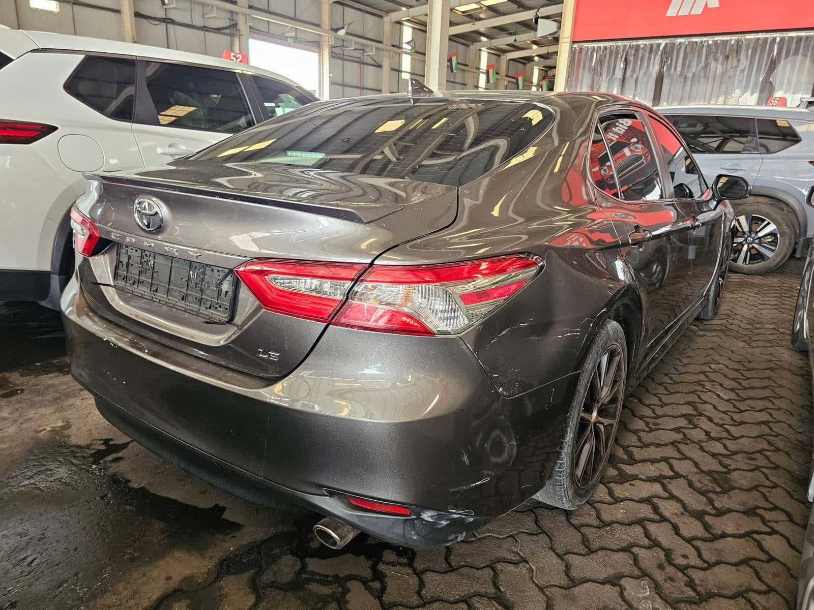 Toyota Camry 2020 thumbnail 2