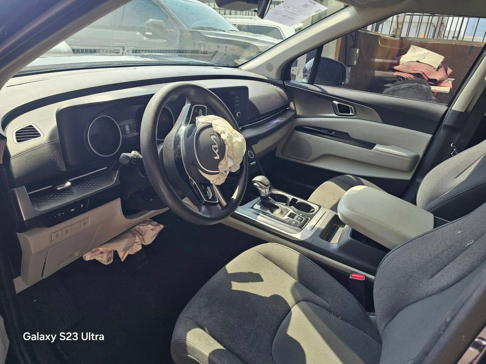 KIA CARNIVAL LX 2022 thumbnail 7