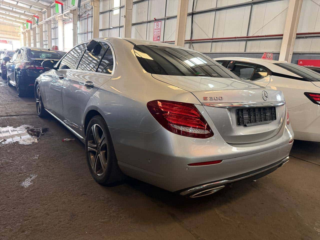 MERCEDES BENZ E-300 2019 thumbnail 3