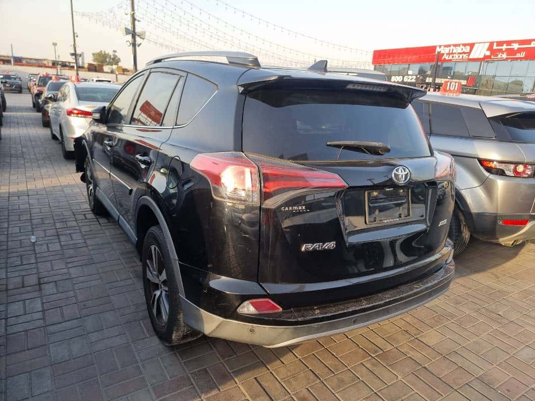 TOYOTA RAV4 2018 thumbnail 4