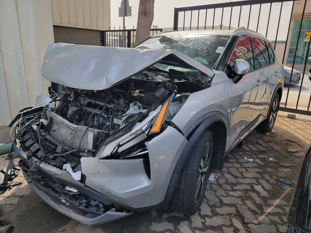 NISSAN ROGUE - Exterior