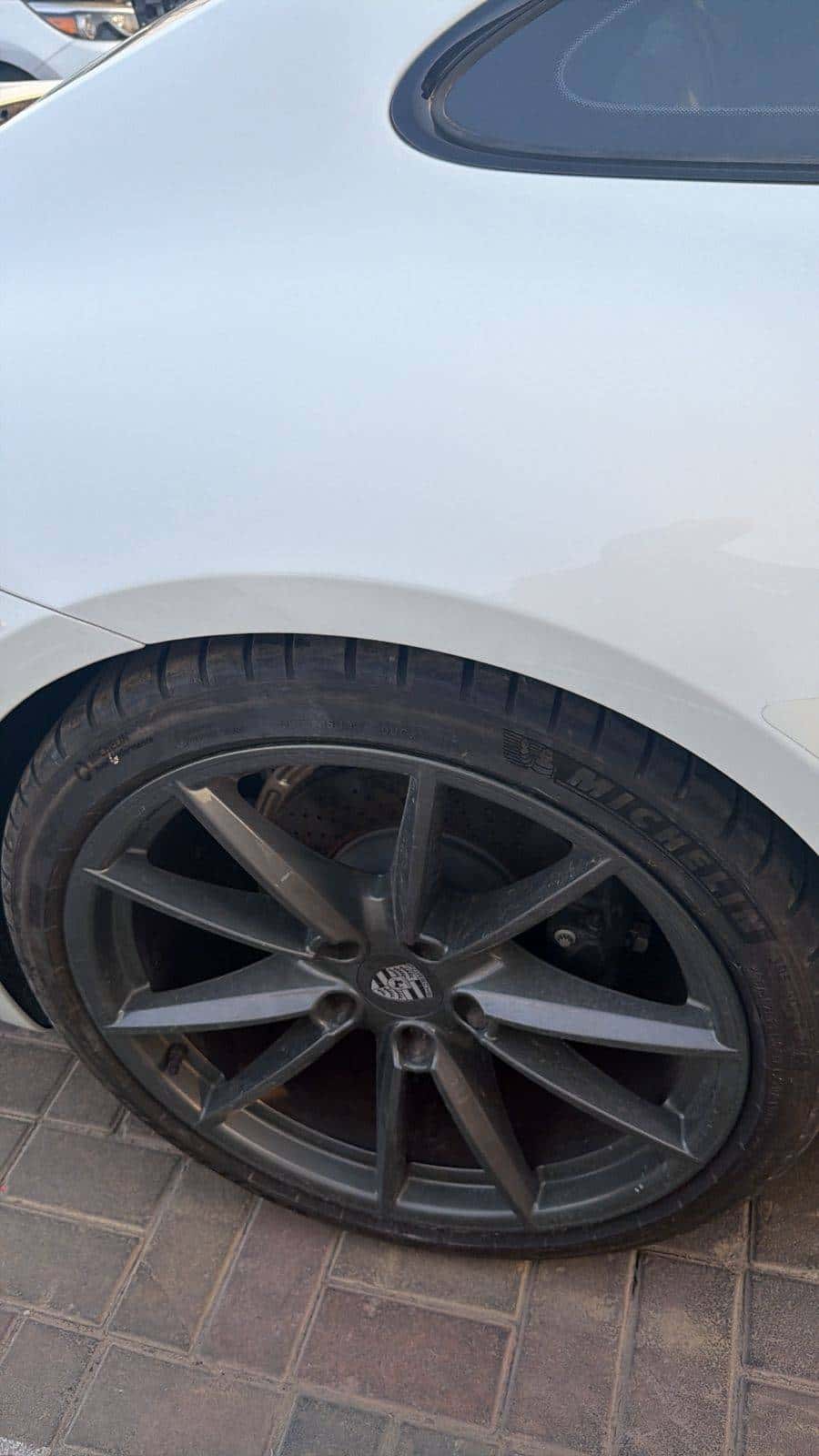 Porsche 911 2024 thumbnail 6