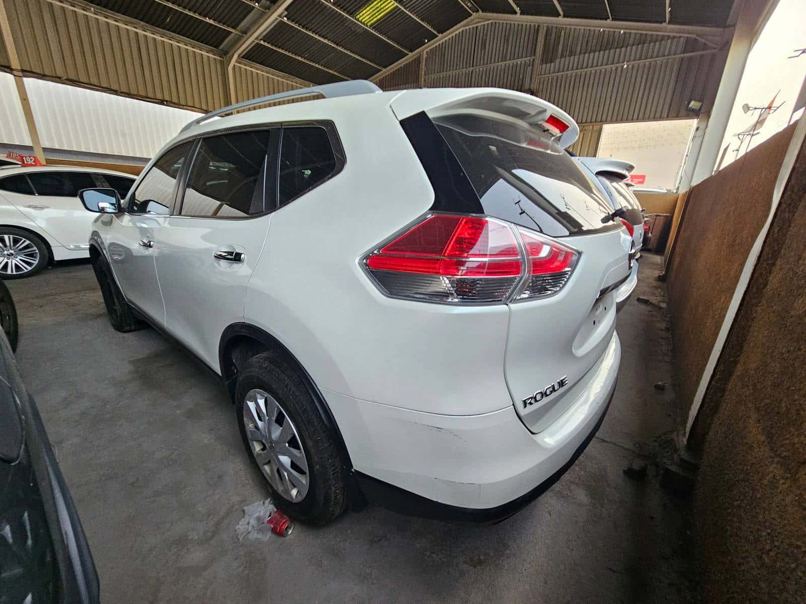 Nissan Rogue 2015 thumbnail 4