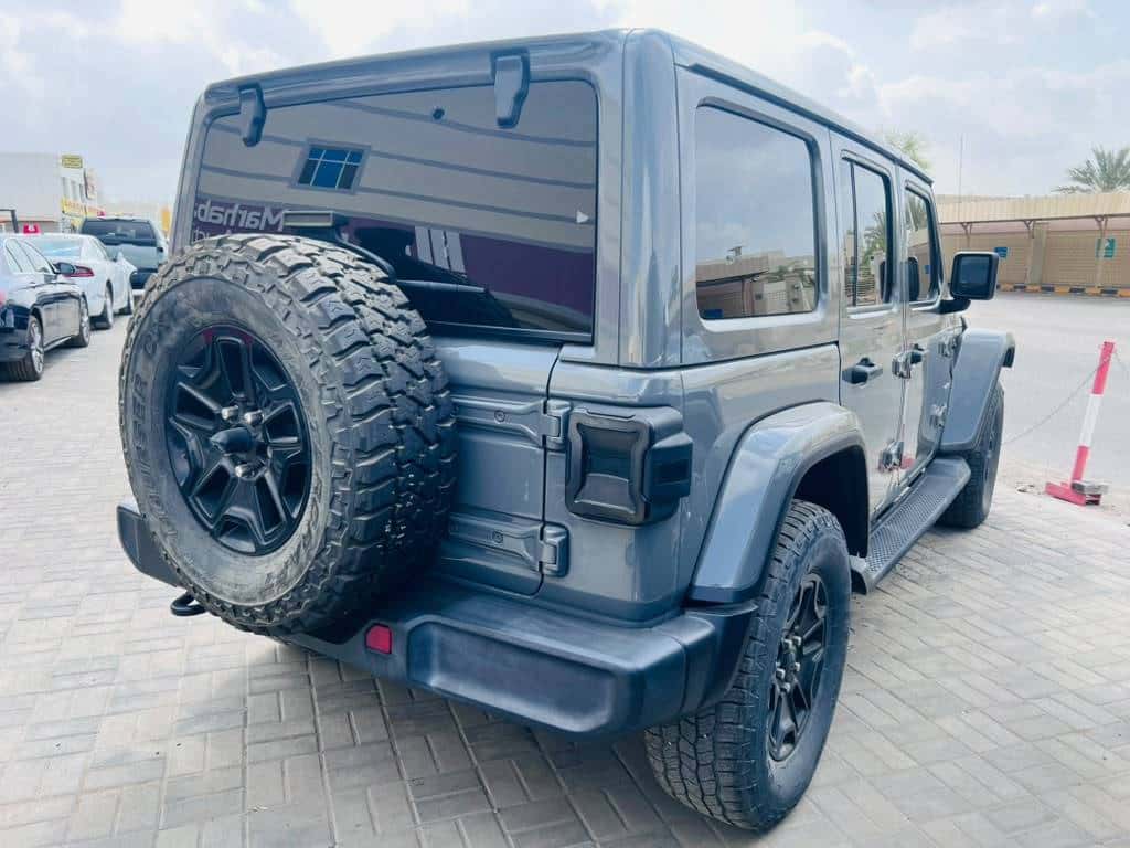 Jeep WRANGLER UNLIMITED SAHARA 2022 thumbnail 5