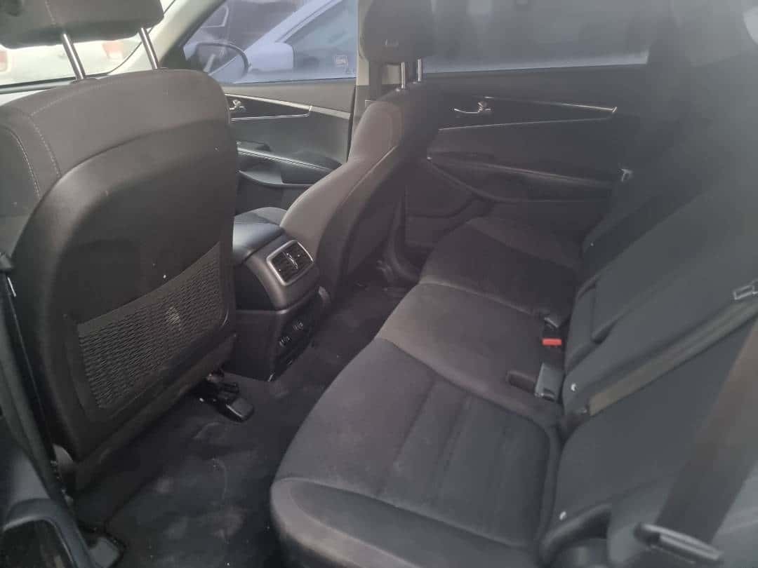 Kia Sorento 2018 thumbnail 5