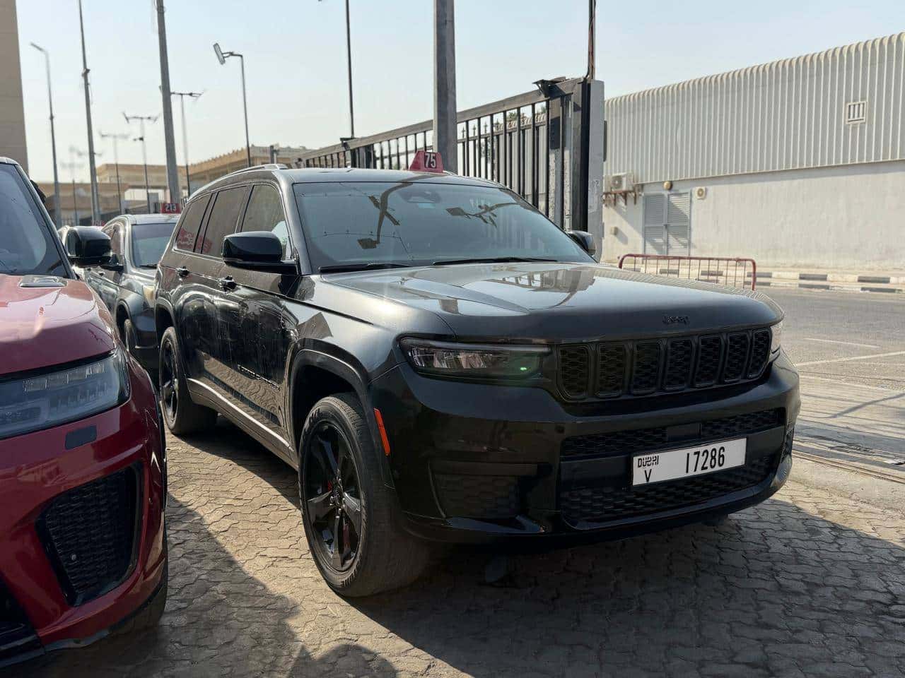 Jeep GRAND CHEROKEE LAREDO 2021 thumbnail 3