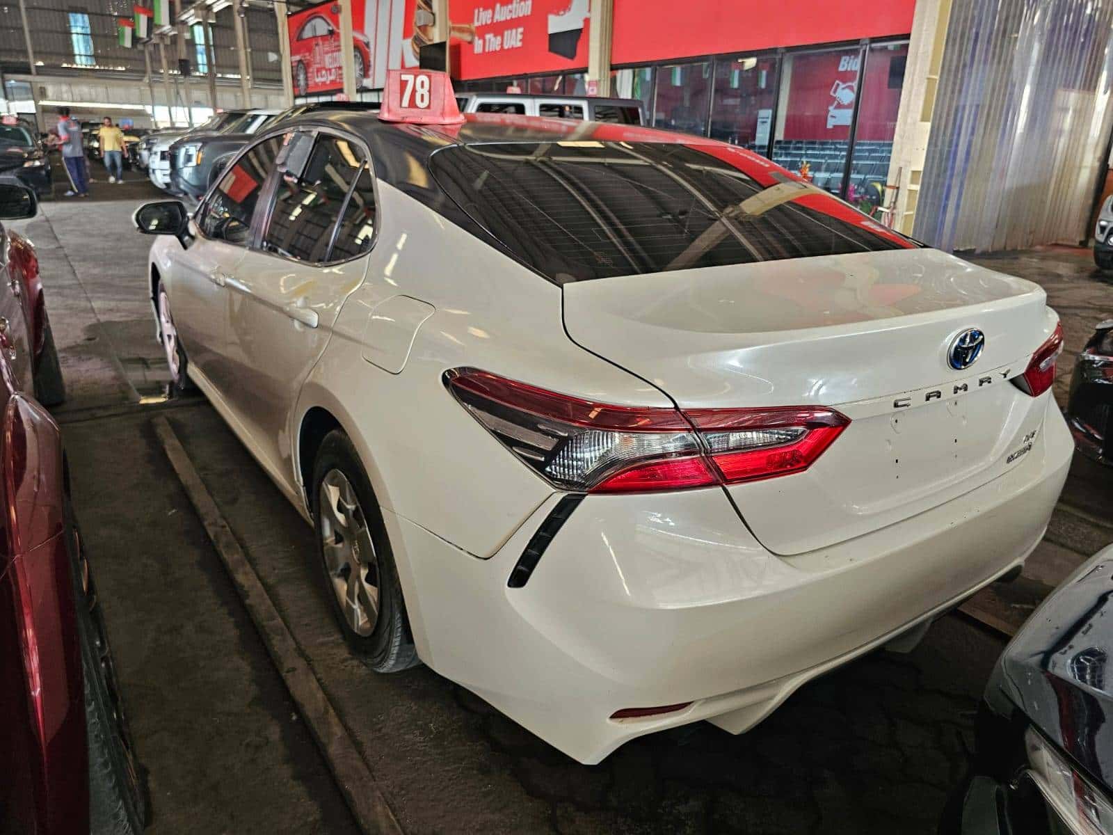 Toyota Camry 2021 thumbnail 5