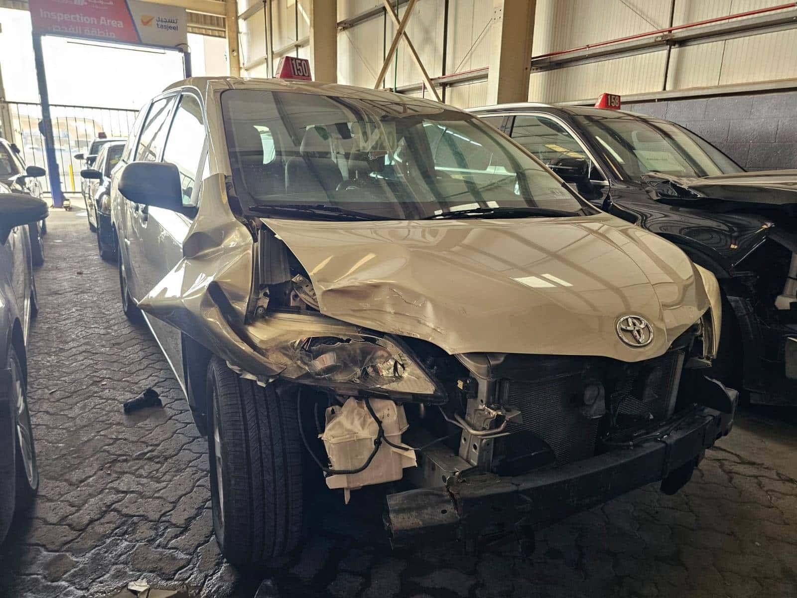 TOYOTA SIENNA 2016 thumbnail 2