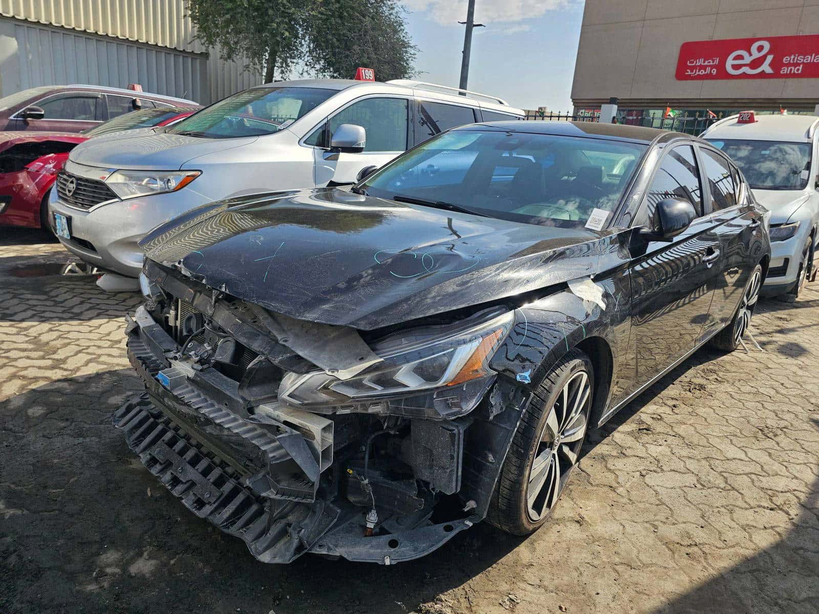 NISSAN ALTIMA - Exterior
