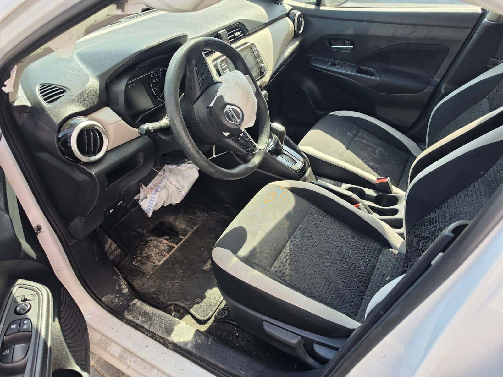 Nissan Versa 2021 thumbnail 7