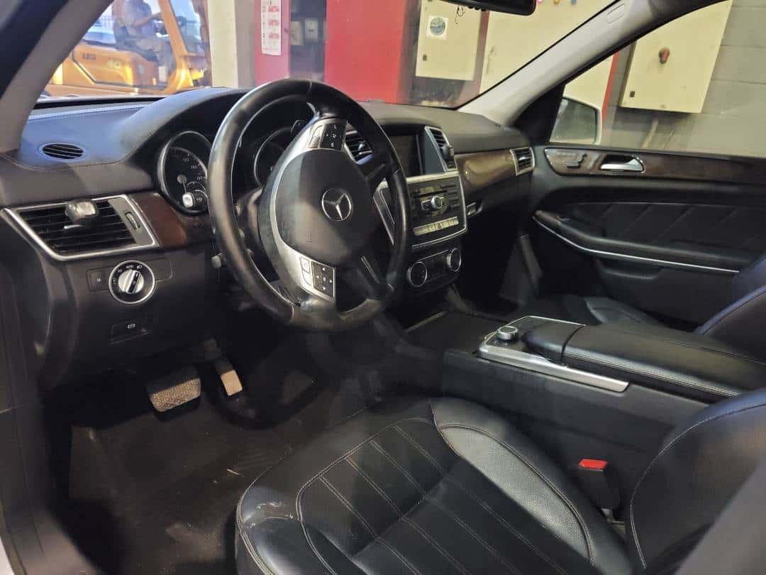 MERCEDES BENZ GL-450 - Exterior