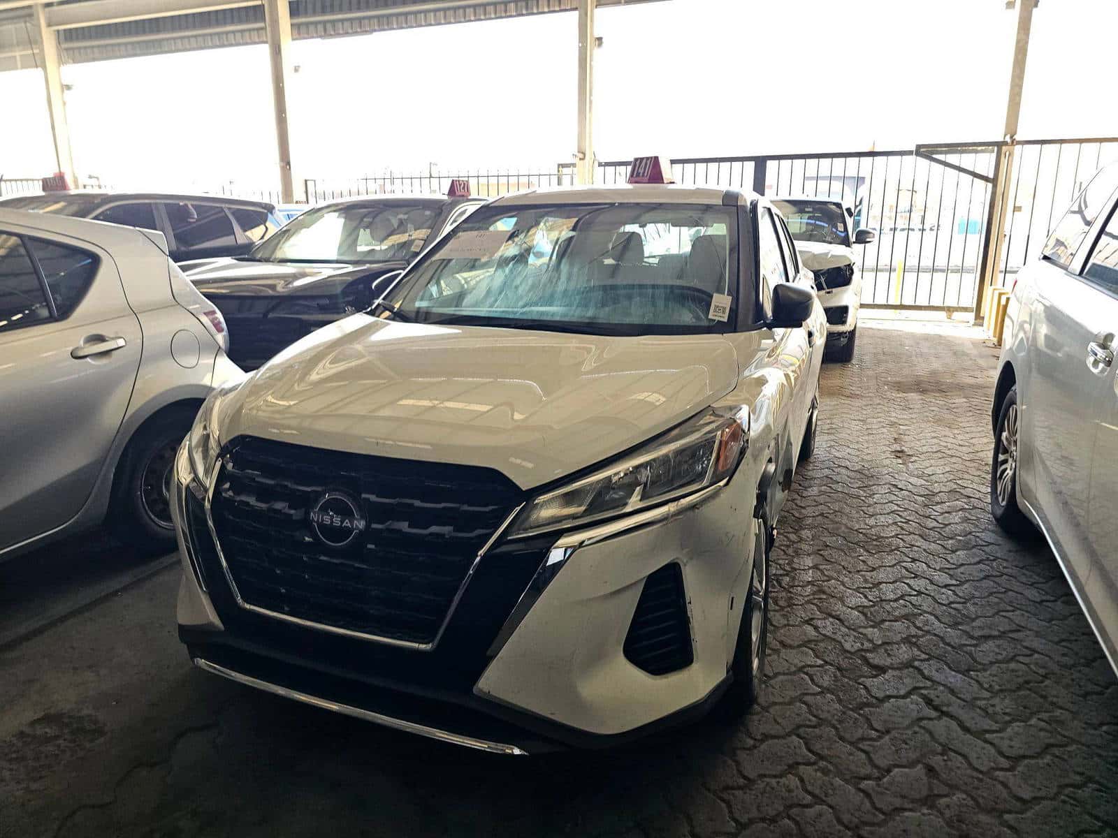Nissan Kicks 2024 thumbnail 3