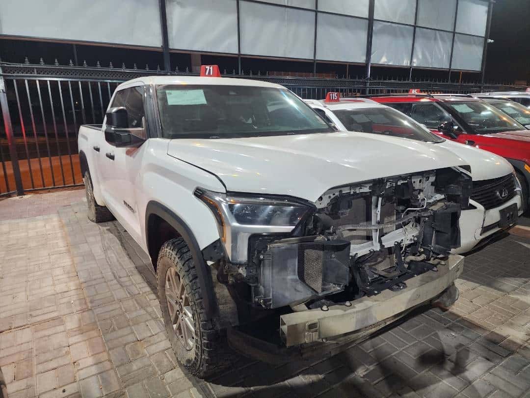 TOYOTA TUNDRA 2022 thumbnail 1
