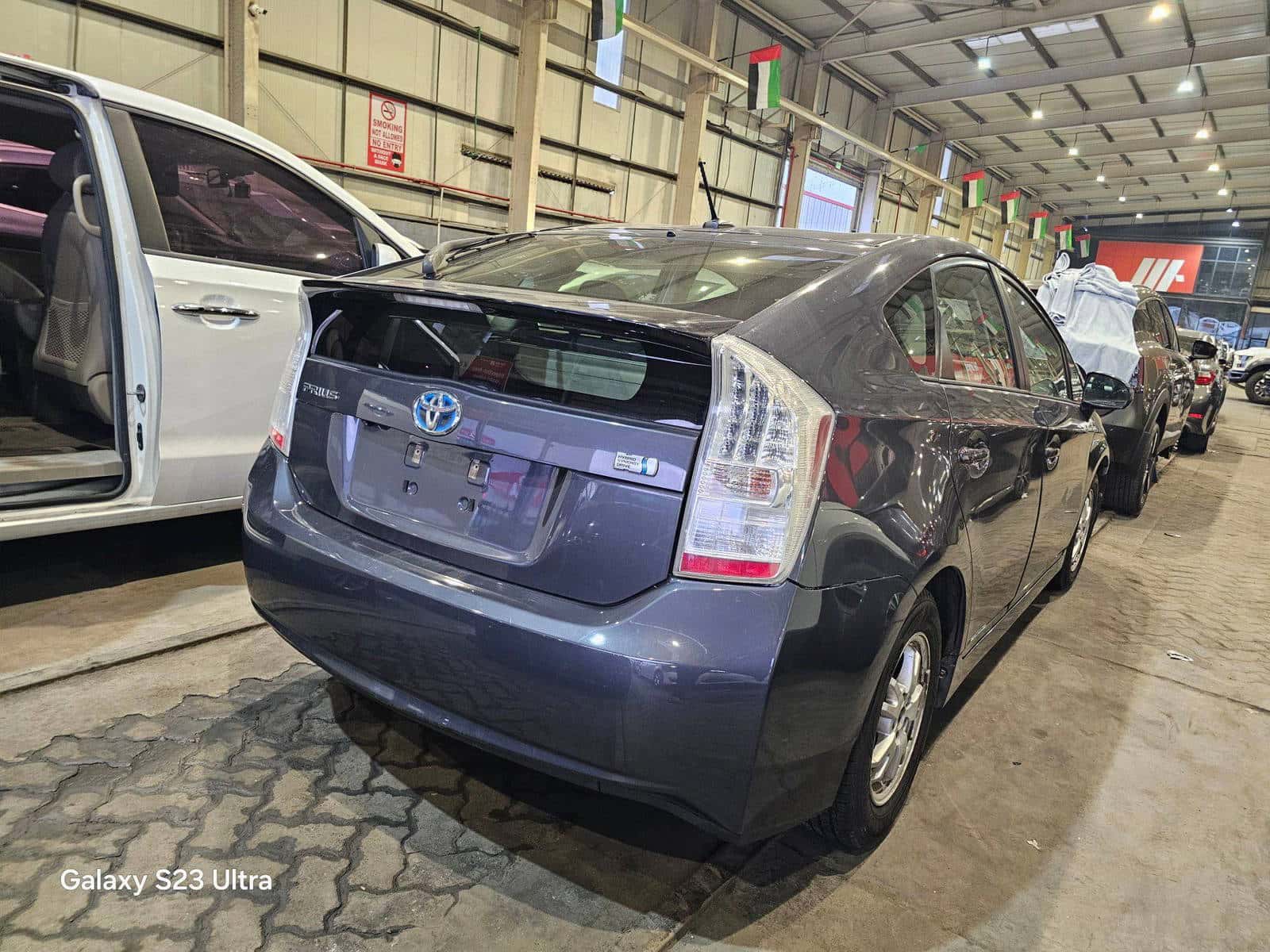 TOYOTA PRIUS - Exterior