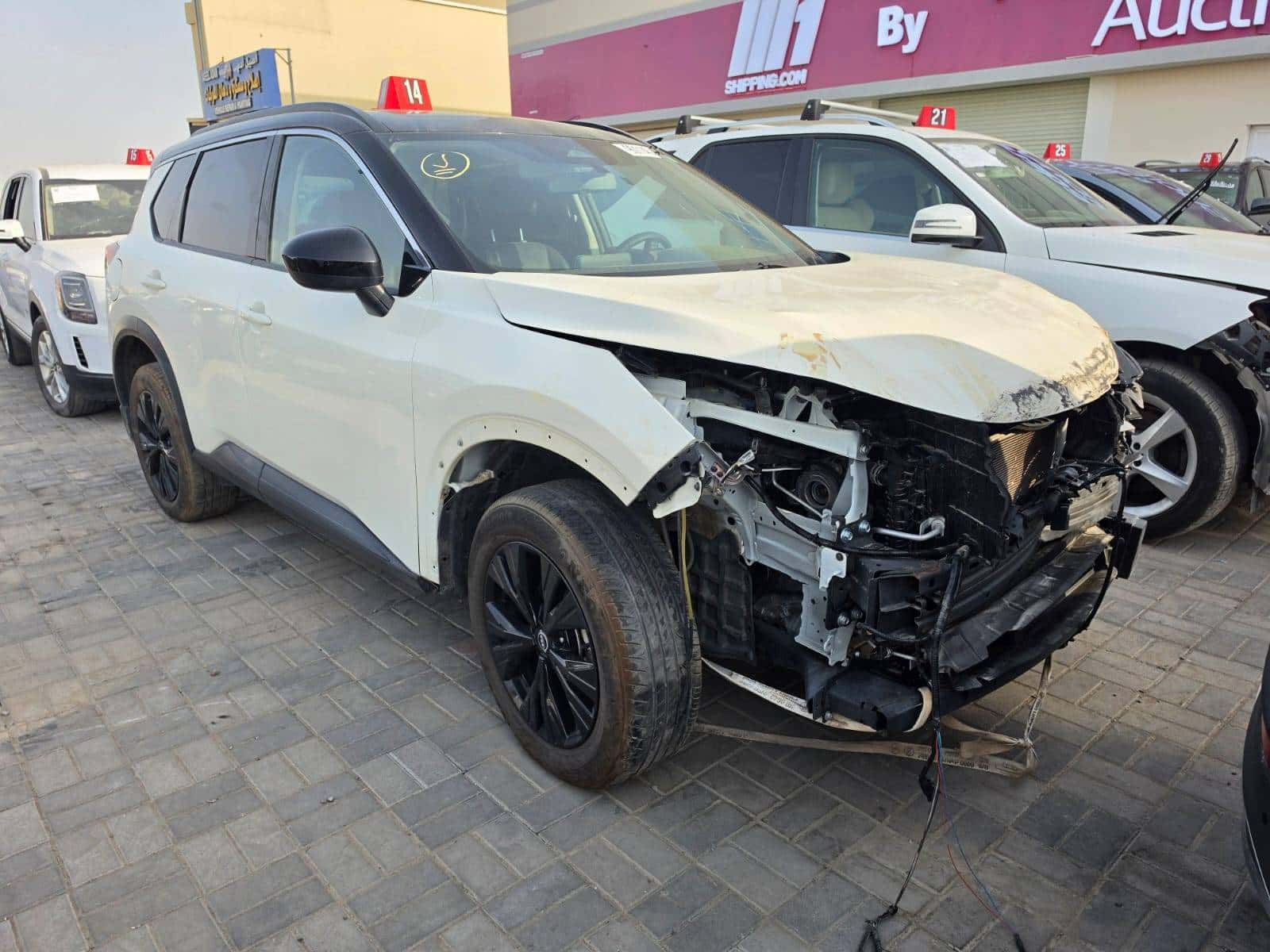 Nissan Rogue 2023 thumbnail 3