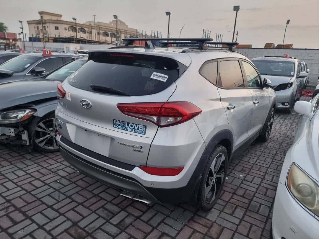 HYUNDAI TUCSON 2016 thumbnail 3