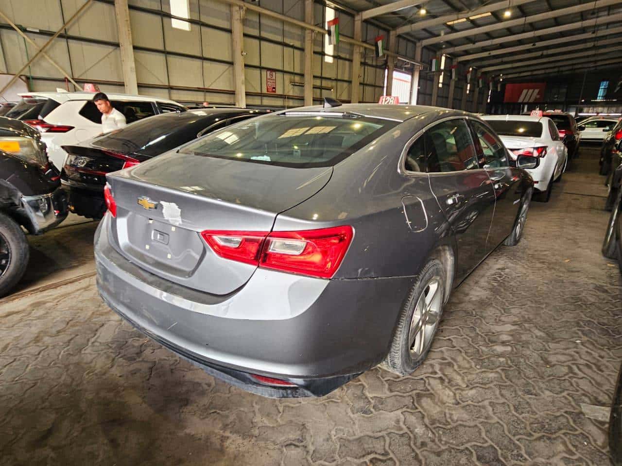 CHEVROLET Malibu 2023 thumbnail 1