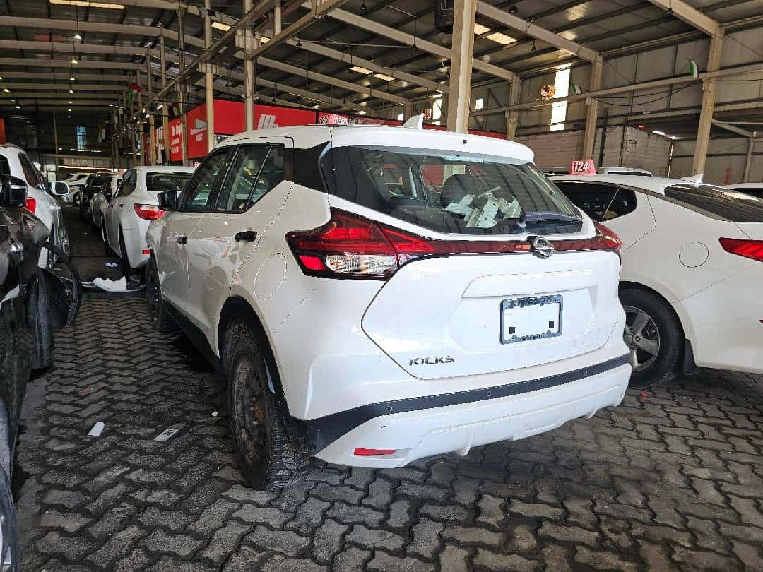 NISSAN KICKS 2021 thumbnail 1