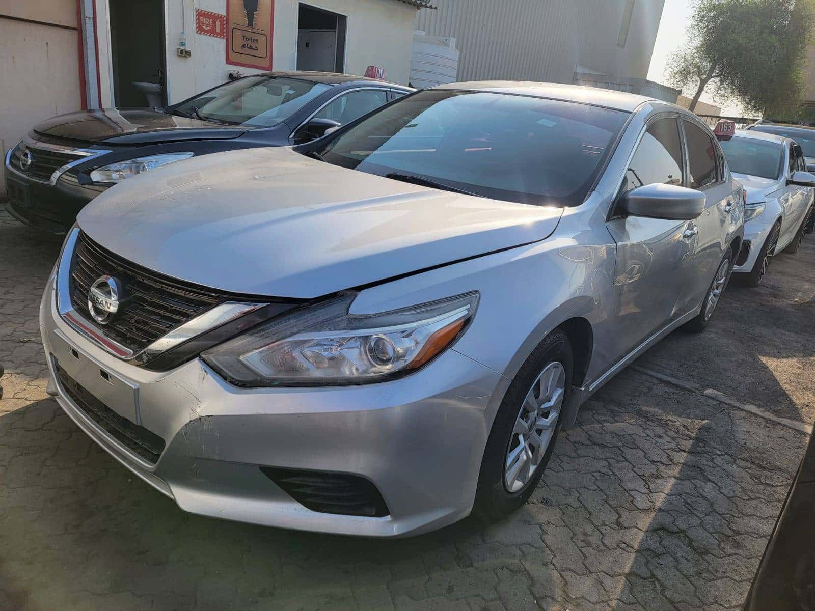 Nissan Altima 2017 thumbnail 1