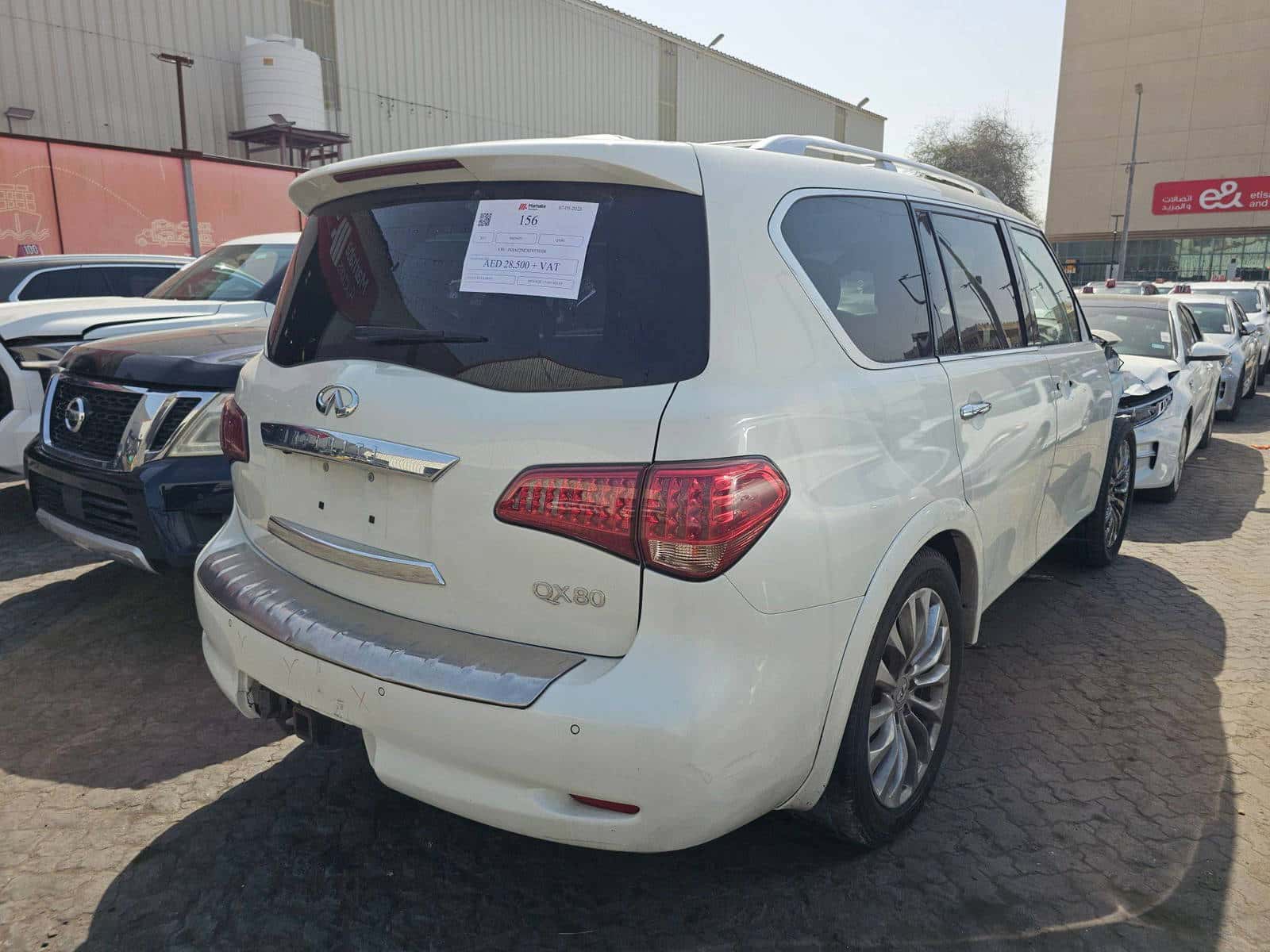 INFINITI QX80 - Exterior