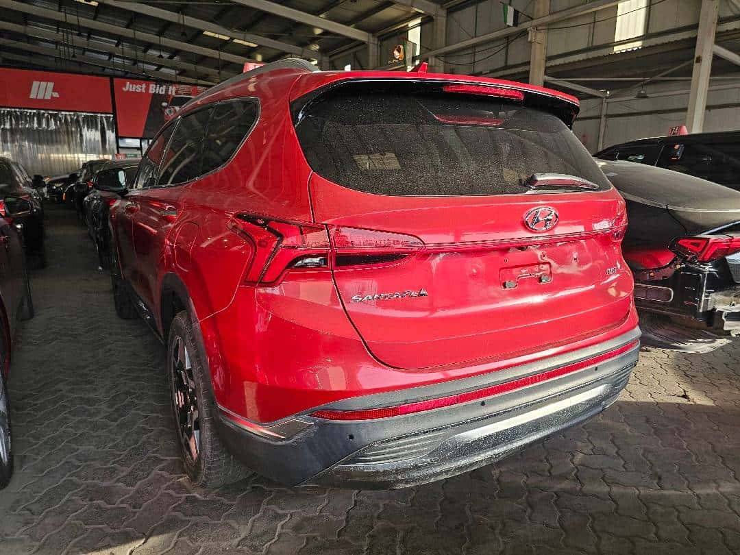 Hyundai Santa Fe 2022 thumbnail 1