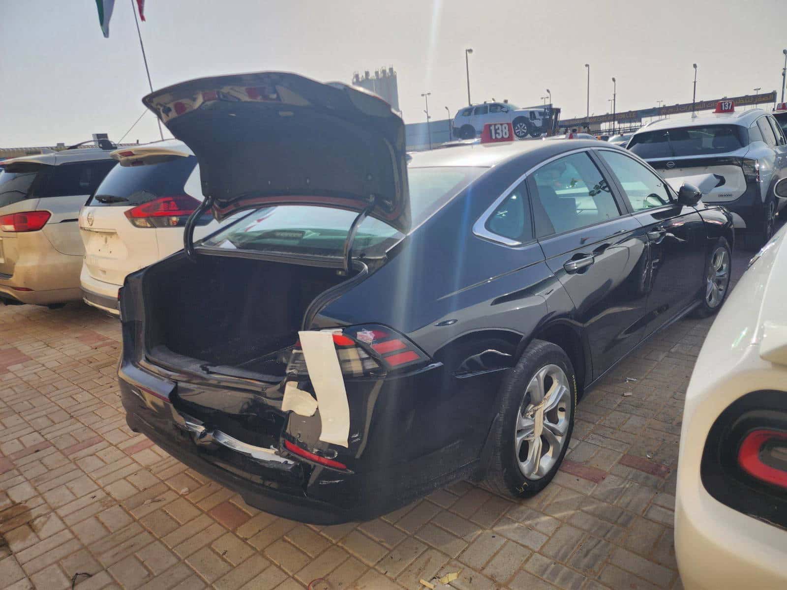 HONDA ACCORD 2023 thumbnail 4