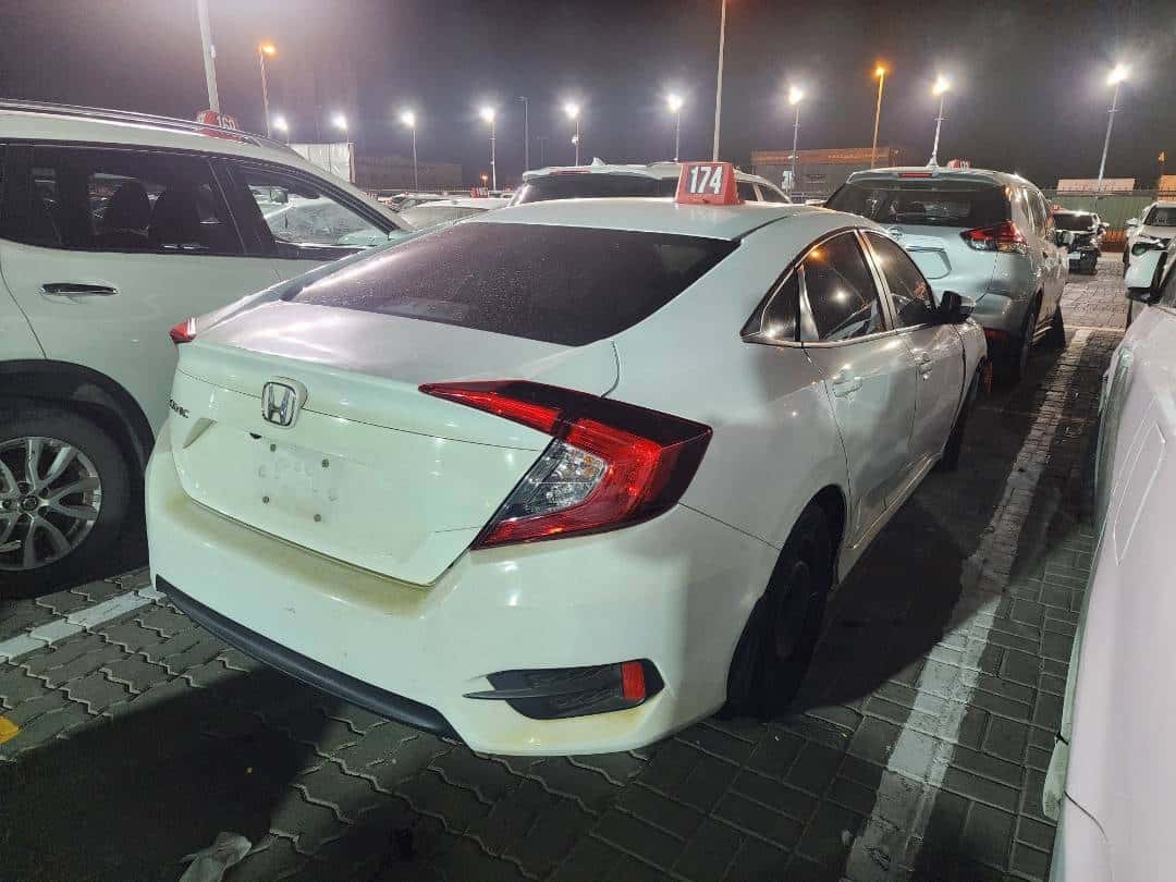HONDA CIVIC 2018 thumbnail 1