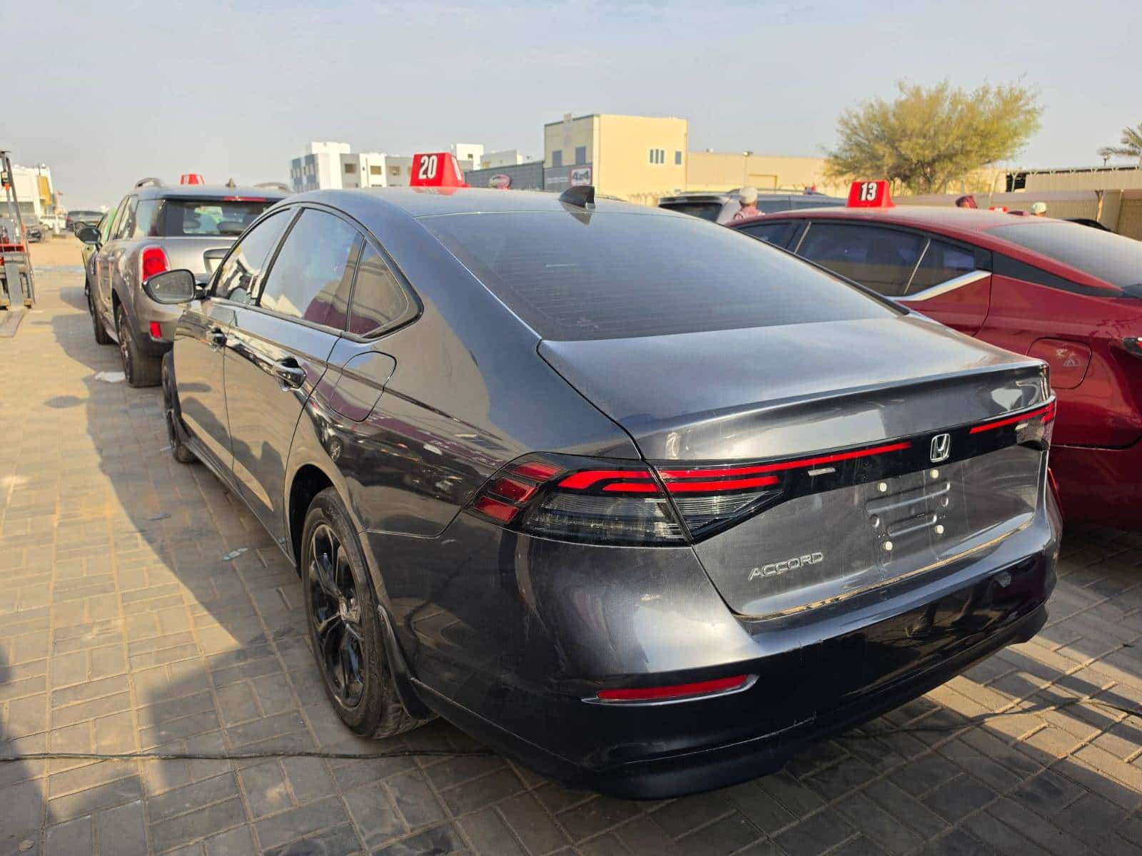 Honda Accord 2025 thumbnail 2