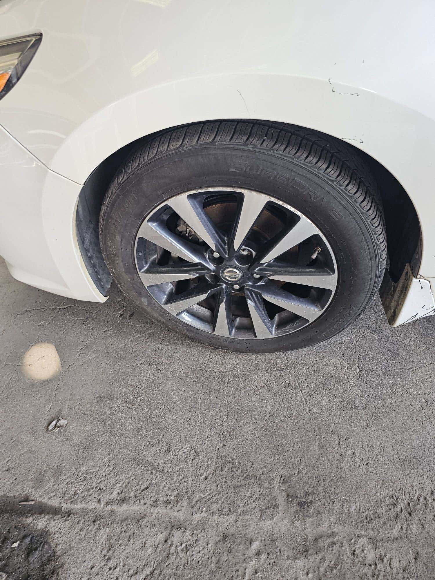 NISSAN ALTIMA - Exterior