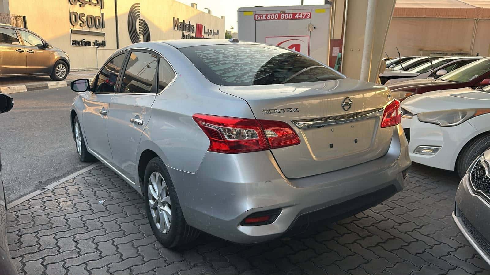 Nissan Sentra 2019 thumbnail 2